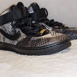 Size 7 Nike High Tops